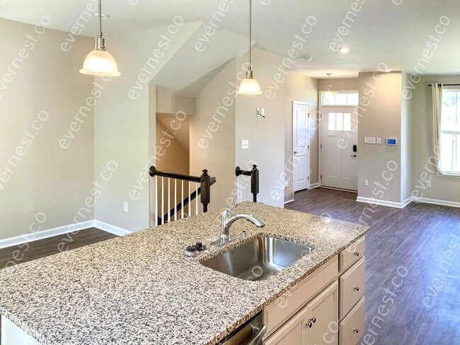 Photo - 3934 Grove Point Dr