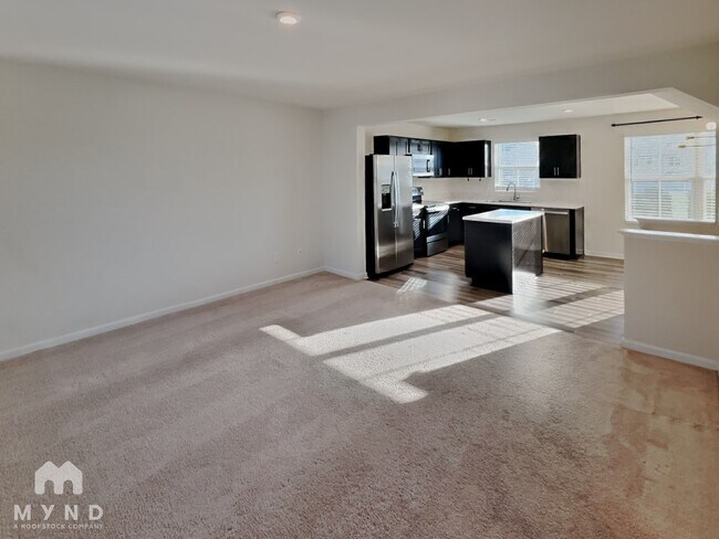 Photo - 2409 Fathom Wy