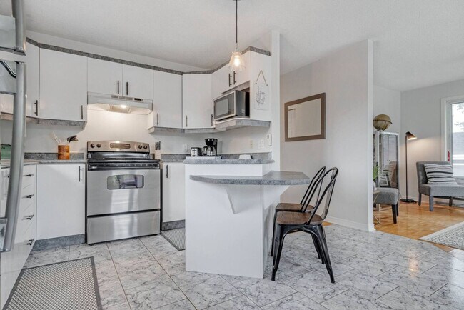 Photo - 306 Rue Riviera Unit ID1359873P