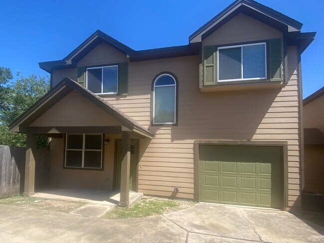 Building Photo - Meador-6914 Unit B Rental