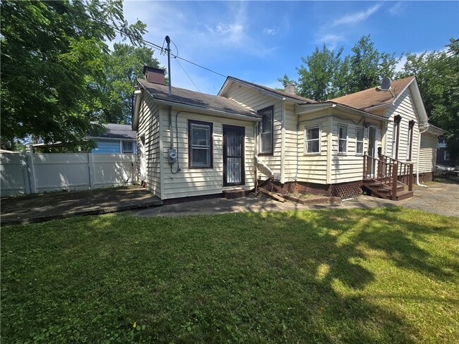 Photo - 149 Champlain St