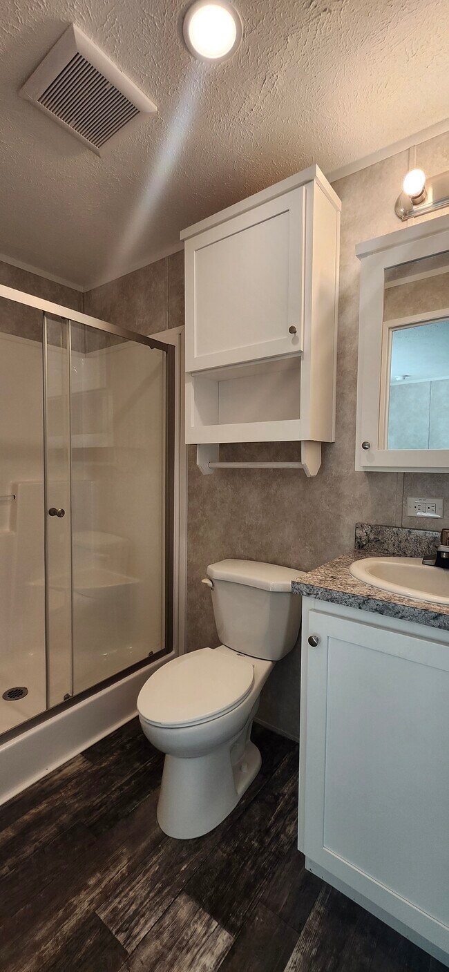 Photo - 5425 Valley Dr