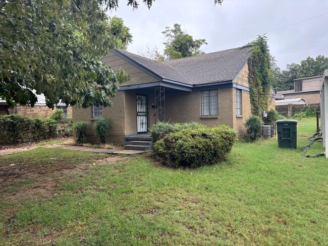 Building Photo - 1802 Edmondson Ave