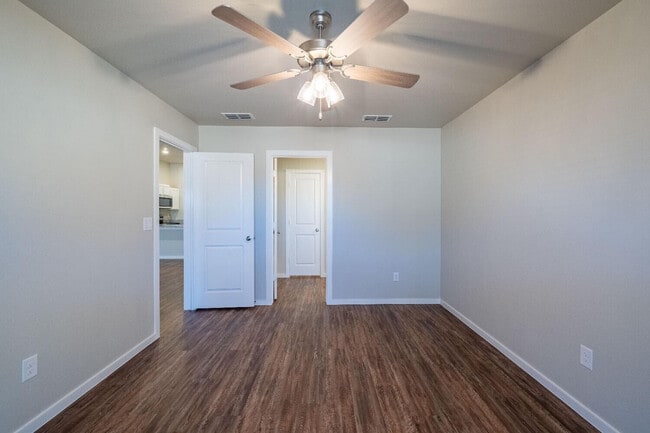 Photo - 9706 Saratoga Ave