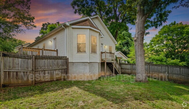 Building Photo - 52 Buffalo St Rental