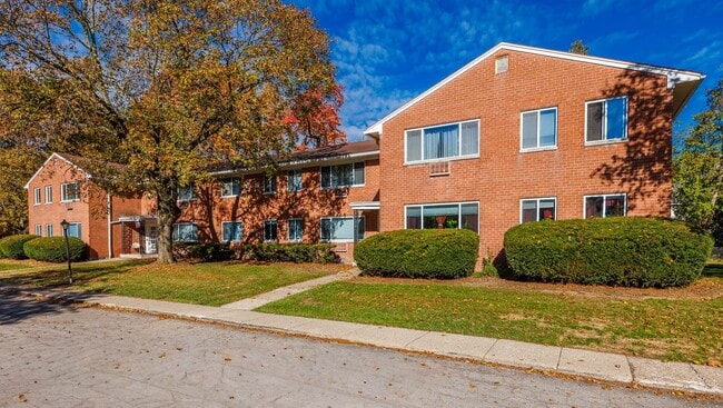 Photo - Parklane Apartments