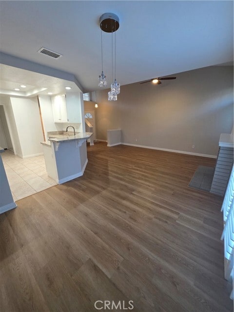 Photo - 2211 Carob Way