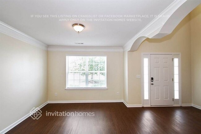 Photo - 116 Saye Pl