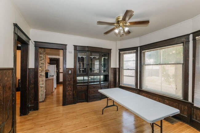 Photo - Farwell House