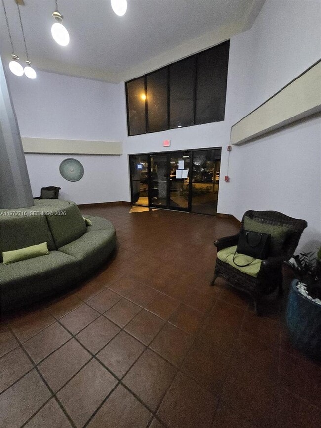 Photo - 1300 SW 122nd Ave Unit 305-2