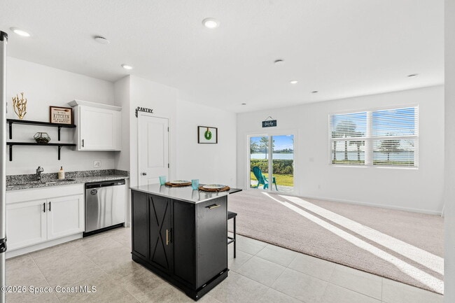 Photo - 1199 Bluewater Ln