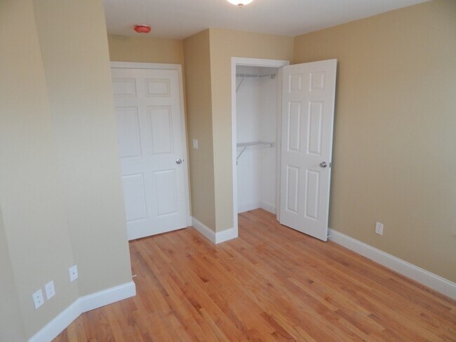 Photo - 28 Chelsea St Unidad 3