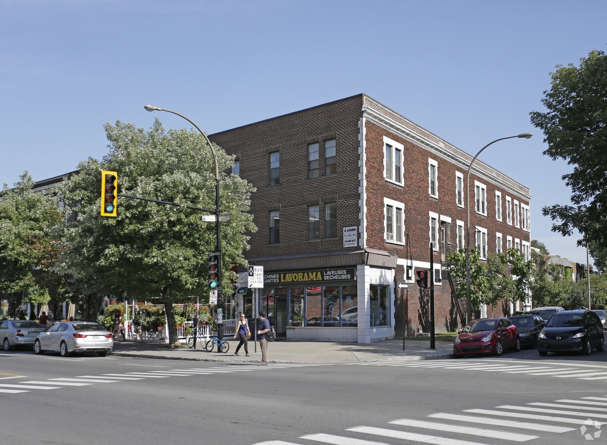 Photo - 5862-5872 Rue Sherbrooke