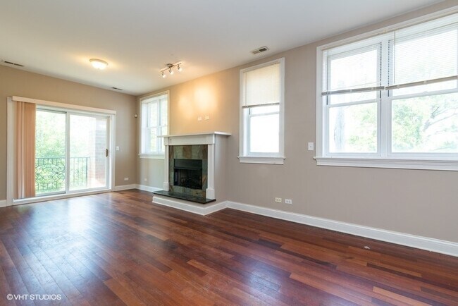 Photo - 2113 W Gladys Ave Unit 3N