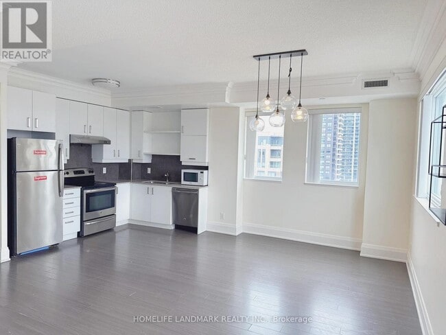 Photo - 1 Uptown Dr Unit Rg5