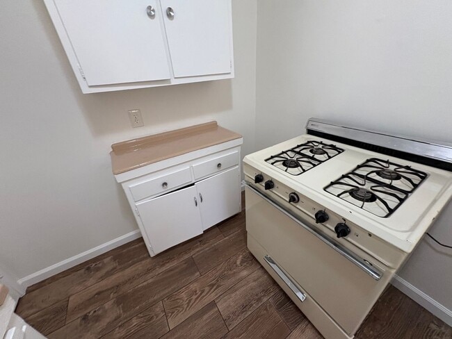 Photo - 441-443 W. McKinley Ave Unit 443