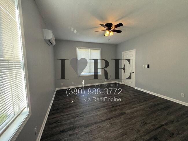 375 S Chillicothe St