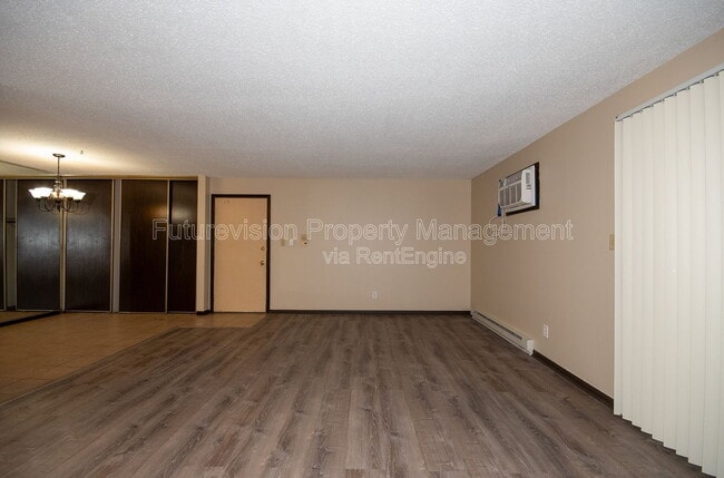 Photo - 2224 Oneida St Unidad 210