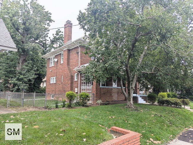 Photo - 23 Milmarson Pl NW