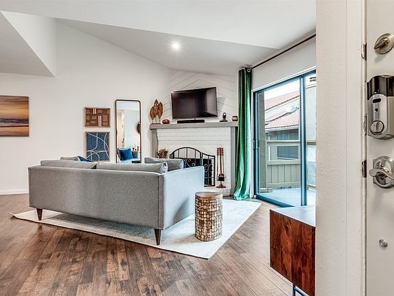 Photo - 5200 Martel Ave