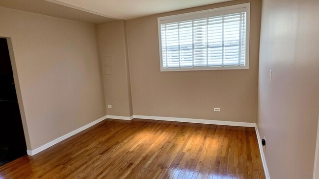 Photo - 1417 Lake Ave