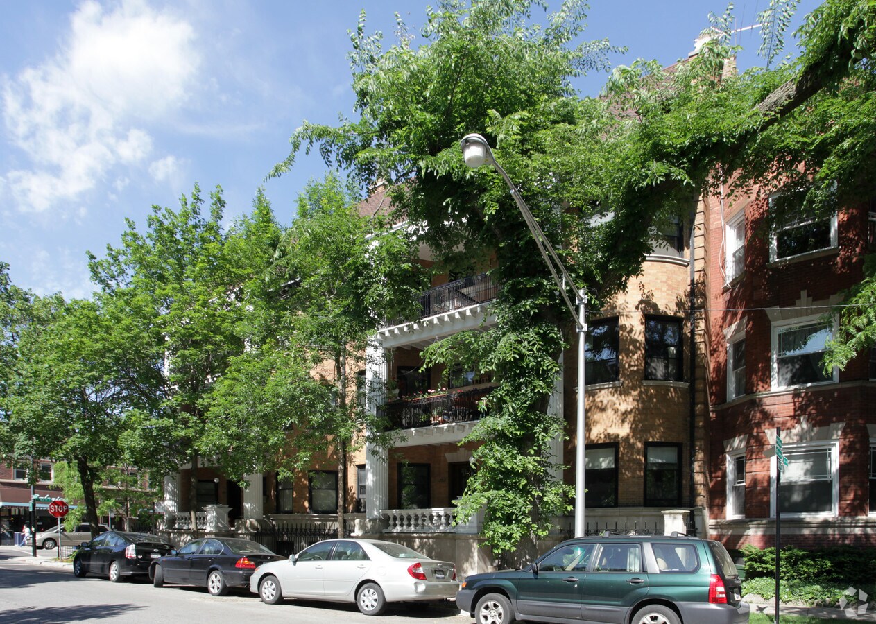 Photo - 5701-5707 S Blackstone Ave