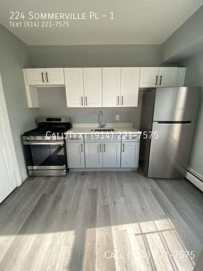 Building Photo - 224 Sommerville Pl Unit 1