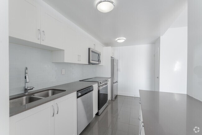 1BR, 1BA - 777SF - Kitchen