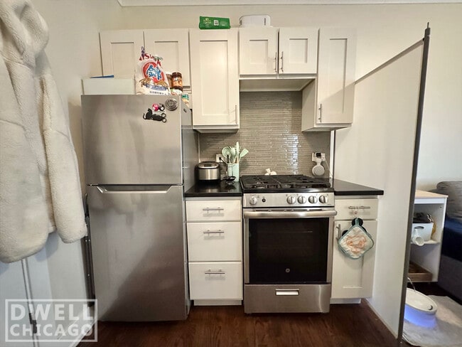 Photo - 4208 N Clark St Unit 4226-1