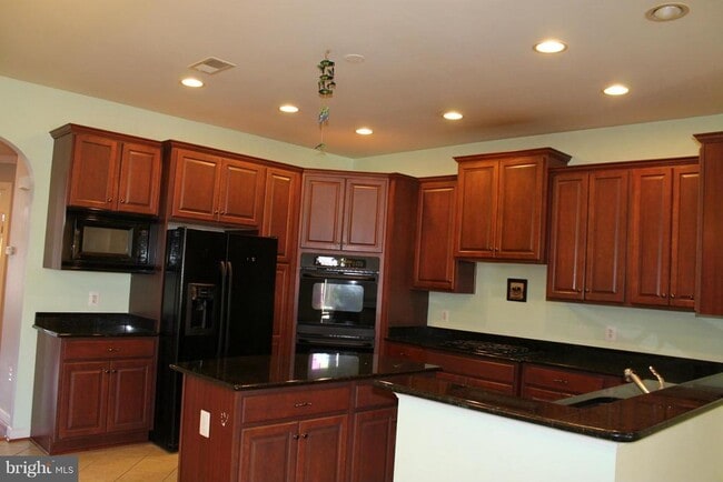 Photo - 24907 Earlsford Dr