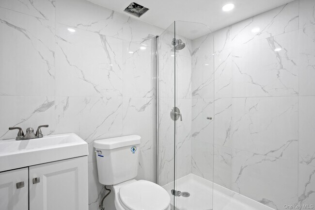 453 W 140th St