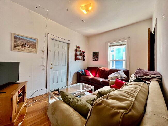 Photo - 75 Carolina Ave Unit 3