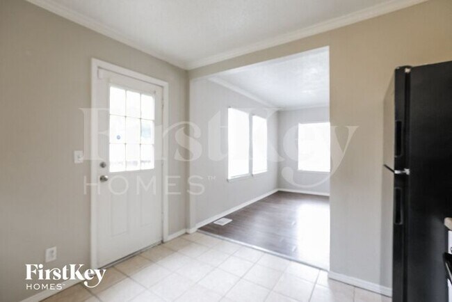 Photo - 9520 East 14th St S