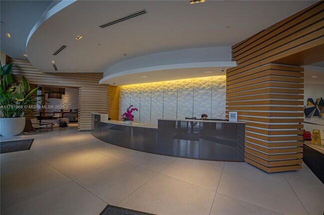 Photo - 3301 NE 1st Ave Unit m0703