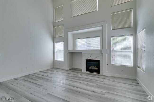 Building Photo - 1581 Peaceful Pine St Rental
