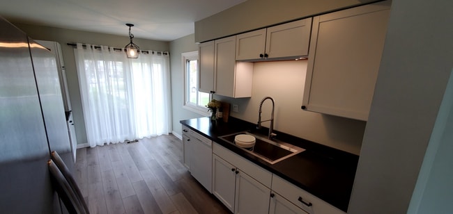 Photo - 1576 Dundee Dr