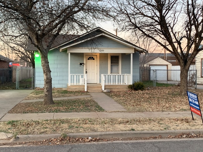 Photo - 2320 20th St House
