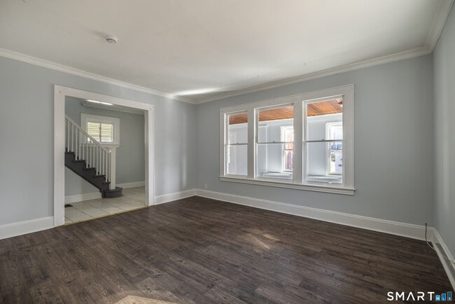 Photo - 92 Herkimer St