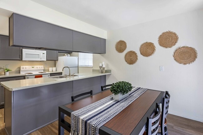 Dining Room - The Branbury