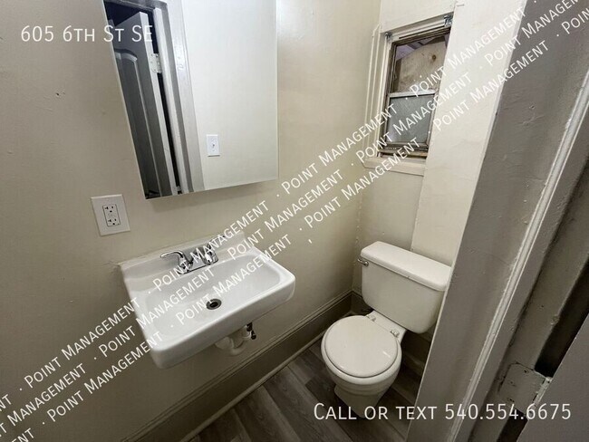 Photo - 605 6th St SE