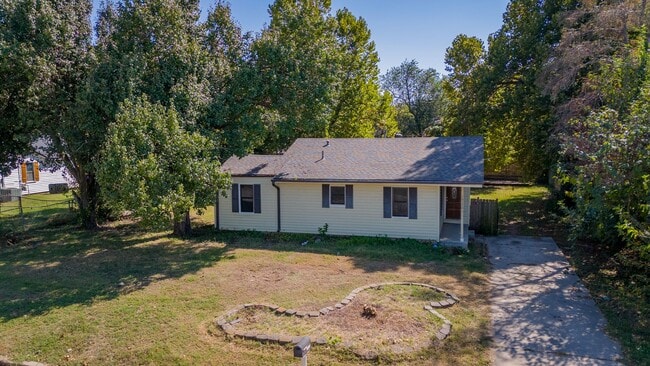 Photo - Charming 2-Bedroom Home with Fresh Updates in Midwest City