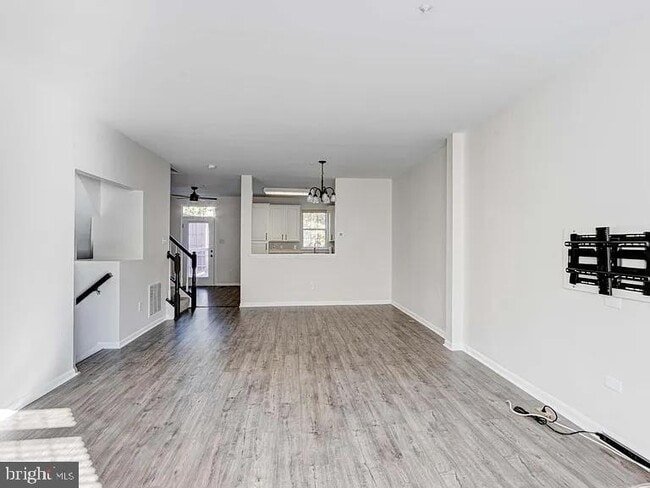 Photo - 20824 Shamrock Glen Cir