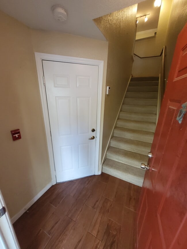 Photo - 1606 Legacy Park Dr