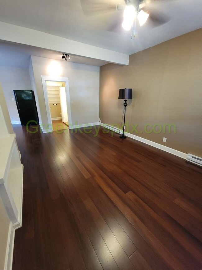 Photo - Amazing 1-Bedroom Unit in a Side-by-Side D...