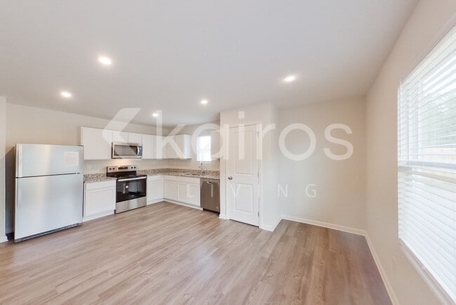 Photo - 339 Shelton Rd