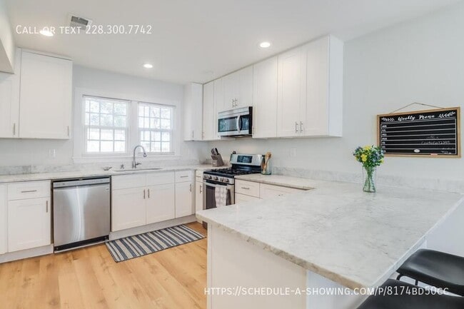 Photo - 187 Bilmarsan Dr