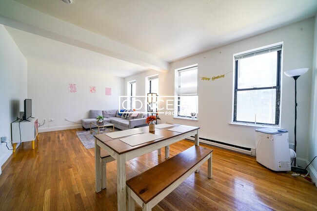 Photo - 772 Columbus Ave Unidad 4