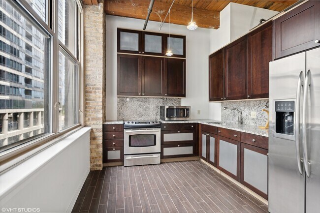 Photo - 540 N Lake Shore Dr Casa