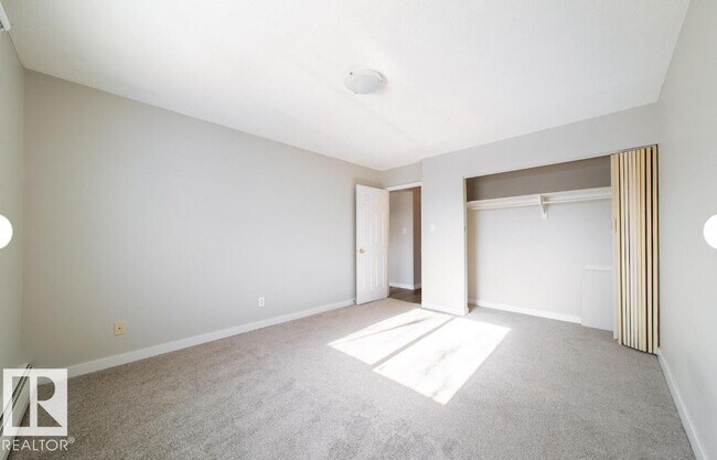 Photo - 3312-3105 105 Ave NW
