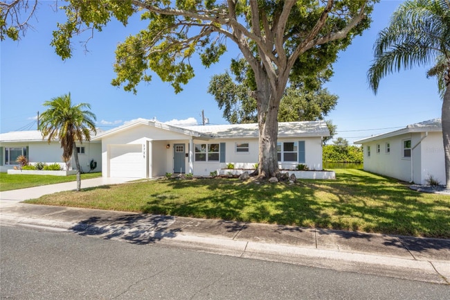 Photo - 3735 101st Ave N